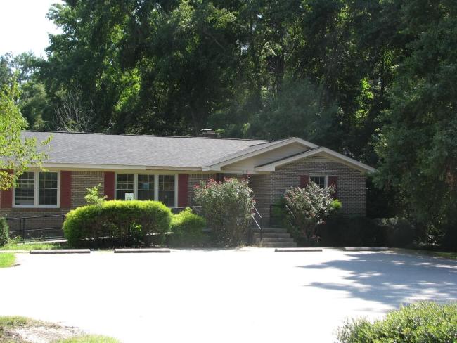 Front of clinic